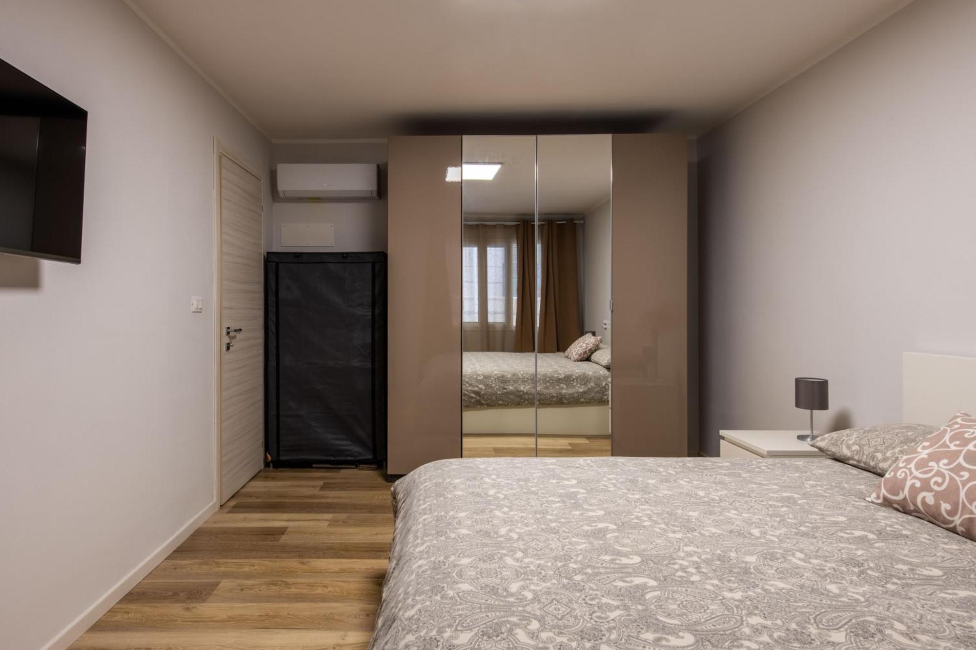 Villareale Flat - Palermo City Center Free Parking Exterior foto